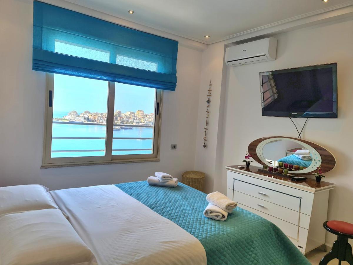 Luxury Seafront Apartments ซารานเดอ ภายนอก รูปภาพ