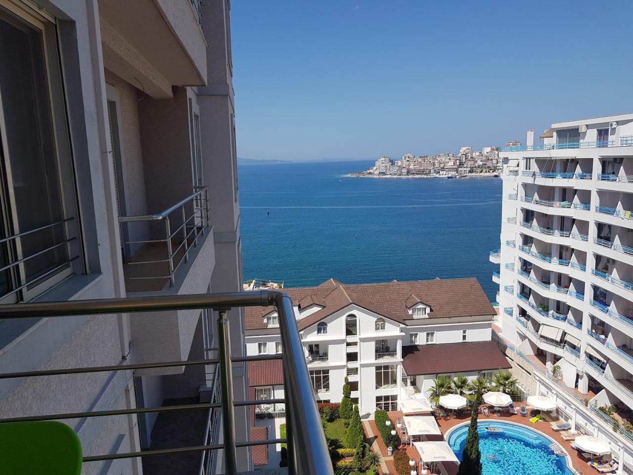 Luxury Seafront Apartments ซารานเดอ ภายนอก รูปภาพ